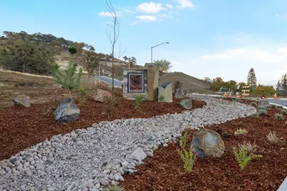 437 Pinnacle Ridge #80, Eagle Point, OR 97524 - Photo 2