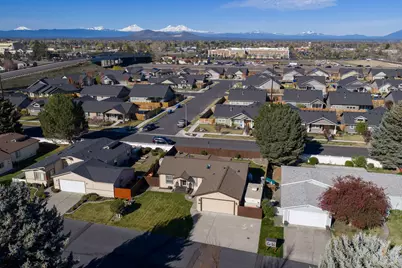 1745 NE 6th Street, Redmond, OR 97756 - Photo 28