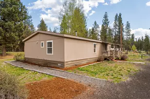56005 Browning Dr, Bend, OR 97707 - Photo 4