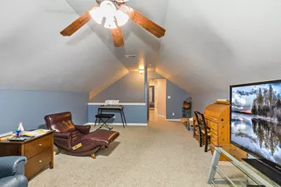1028 Buck Point Street, Central Point, OR 97502 - Photo 32