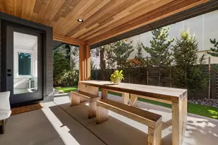 19896 Alderwood Cir, Bend, OR 97702 - Photo 14