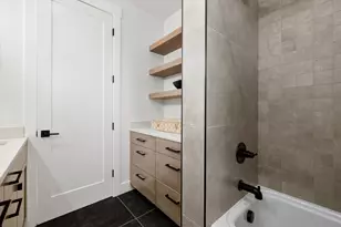 19896 Alderwood Cir, Bend, OR 97702 - Photo 56