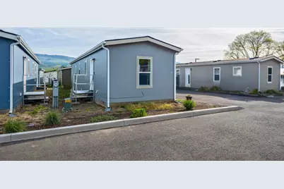 460 Arnos Street #27, Talent, OR 97540 - Photo 4