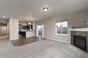 2557 NW Spruce Pl, Redmond, OR 97756 - Photo 4