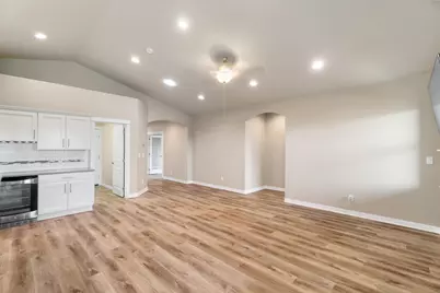 4485 SW Salmon Avenue, Redmond, OR 97756 - Photo 30