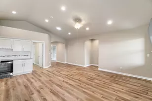4485 SW Salmon Ave, Redmond, OR 97756 - Photo 30