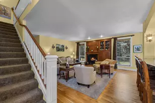 927 SE Briarwood Ct, Bend, OR 97702 - Photo 8