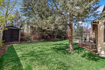 927 SE Briarwood Court, Bend, OR 97702 - Photo 34