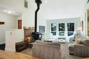 19920 Ponderosa St, Bend, OR 97702 - Photo 4