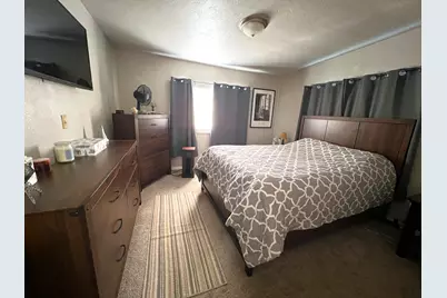 1002 Sunset Avenue, Medford, OR 97501 - Photo 12