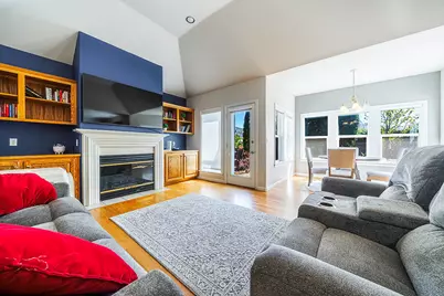 2840 Wilkshire Drive, Medford, OR 97504 - Photo 2