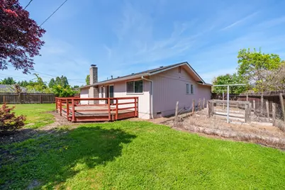 118 N 4th Street, Talent, OR 97540 - Photo 22