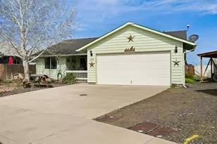 1554 NE Larry Ct, Prineville, OR 97754 - Photo 2