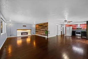 113 Houston Rd, Phoenix, OR 97535 - Photo 4