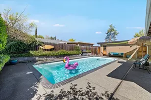 113 Houston Rd, Phoenix, OR 97535 - Photo 8