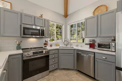 5048 Swallow Court, Klamath Falls, OR 97601 - Photo 4