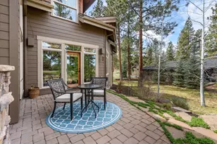 17010 Royal Coachman Dr, Sisters, OR 97759 - Photo 46