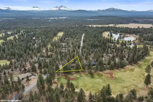 17010 Royal Coachman Dr, Sisters, OR 97759 - Photo 56