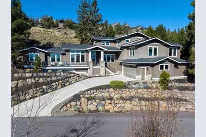 3352 NW Fairway Heights Drive, Bend, OR 97703 - Photo 2