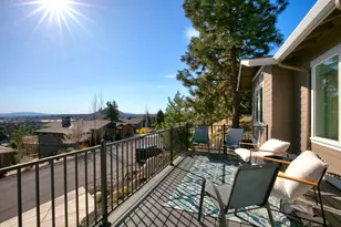 3352 NW Fairway Heights Dr, Bend, OR 97703 - Photo 4