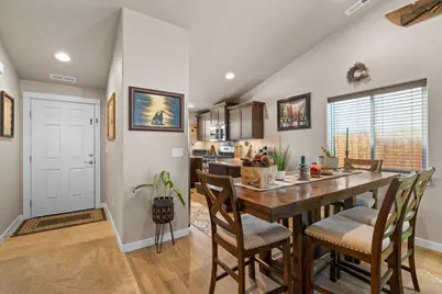 3591 Durst Street, Medford, OR 97504 - Photo 8