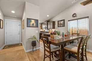 3591 Durst St, Medford, OR 97504 - Photo 8