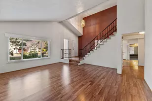 1245 Valley View Dr, Medford, OR 97504 - Photo 6