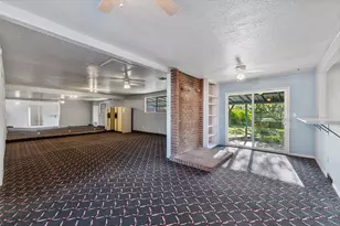 1245 Valley View Dr, Medford, OR 97504 - Photo 14