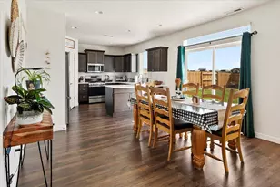 1592 NW Varnish Pl, Redmond, OR 97756 - Photo 14