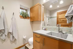 22 NW Shasta Pl, Bend, OR 97703 - Photo 32