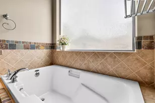 2546 NW 22nd St, Redmond, OR 97756 - Photo 24