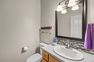 2546 NW 22nd St, Redmond, OR 97756 - Photo 20