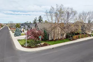 2546 NW 22nd St, Redmond, OR 97756 - Photo 48