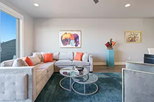 3051 NW Canyon Springs Pl, Bend, OR 97703 - Photo 10