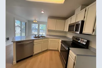 2014 NE Taylor Court, Bend, OR 97701 - Photo 8