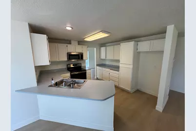 2014 NE Taylor Court, Bend, OR 97701 - Photo 6