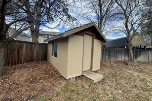 2014 NE Taylor Ct, Bend, OR 97701 - Photo 28