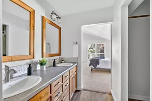 60596 Springtree Ct, Bend, OR 97702 - Photo 22