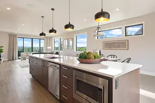 19155 Gateway Loop, Bend, OR 97702 - Photo 18