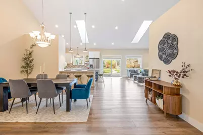 4290 NW 39th Drive, Redmond, OR 97756 - Photo 4