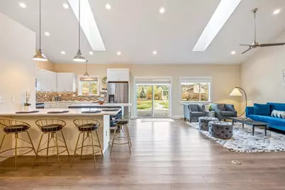 4290 NW 39th Drive, Redmond, OR 97756 - Photo 6