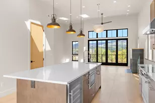 138 Clear Creek Dr, Ashland, OR 97520 - Photo 22