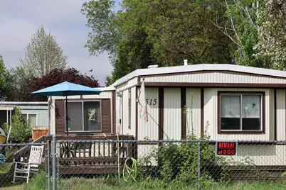 7515 Gladstone Avenue, White City, OR 97503 - Photo 2