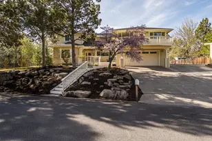 2742 NW Scandia Loop, Bend, OR 97703 - Photo 2