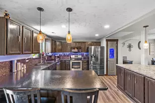 1216 SW 32nd Ct, Redmond, OR 97756 - Photo 8