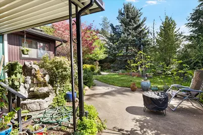 1625 NE Hillcrest Drive, Grants Pass, OR 97526 - Photo 32