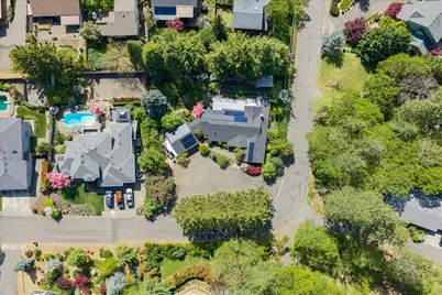 1625 NE Hillcrest Drive, Grants Pass, OR 97526 - Photo 46