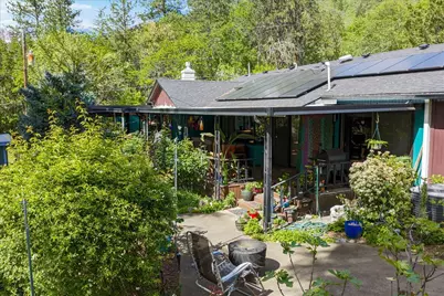 1625 NE Hillcrest Drive, Grants Pass, OR 97526 - Photo 40