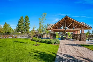 61137 SW Teton Ln, Bend, OR 97702 - Photo 24