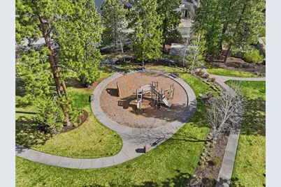 19626 Harvard Place, Bend, OR 97702 - Photo 40